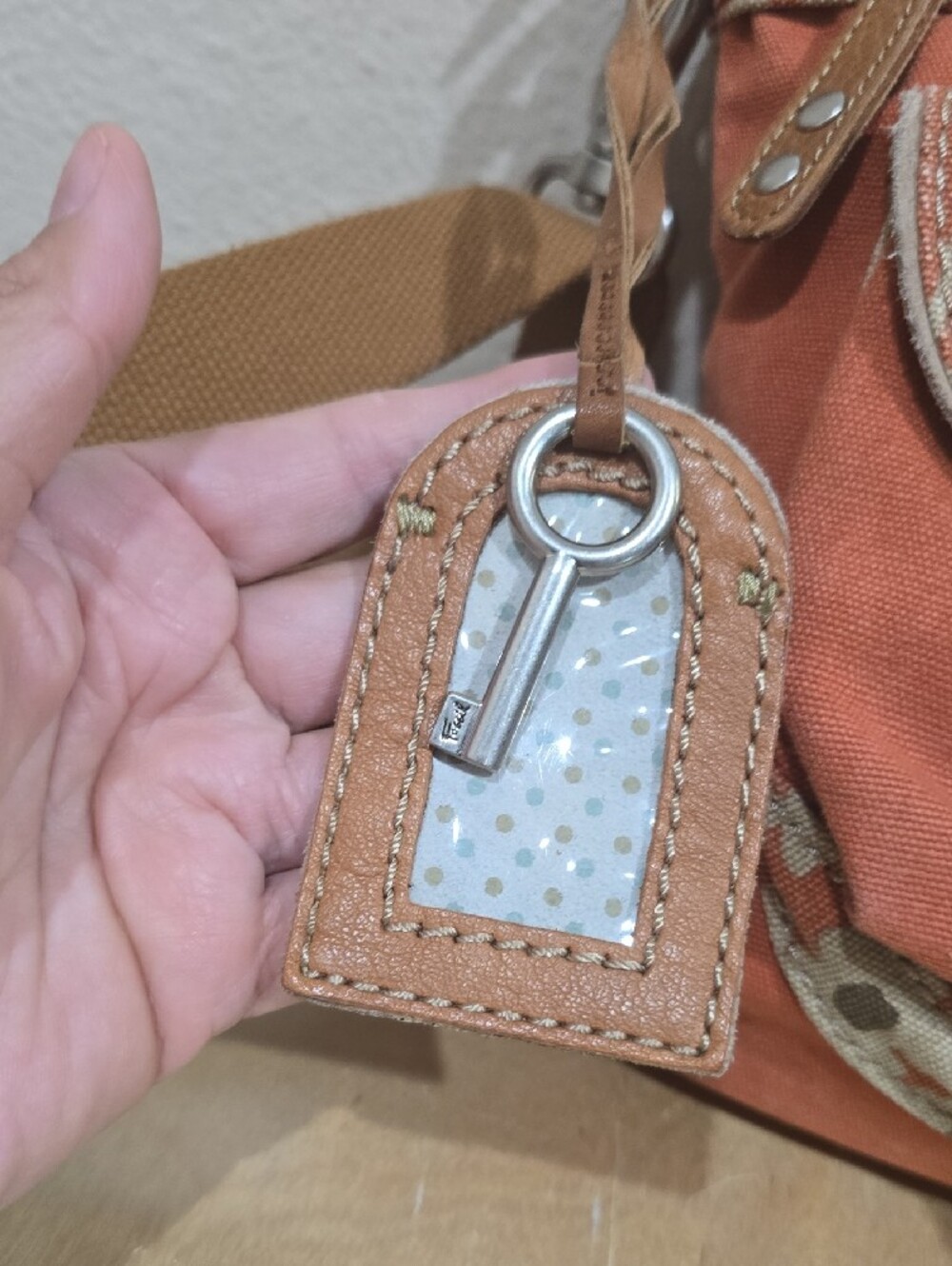 🌼Fossil Rust Canvas Crossbody & Coin Wallet with Floral Accent - Picture 6 of 16